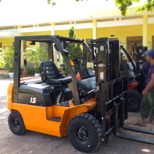 Xe nâng dầu 1.5 tấn - Image 6